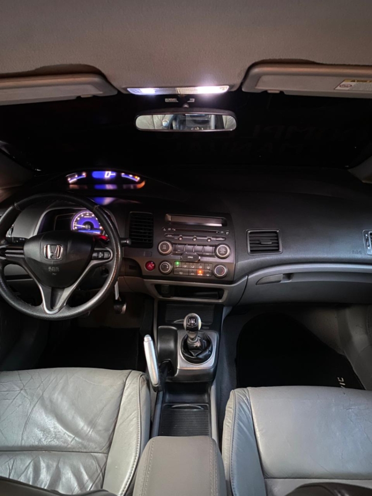 Interior Honda Civic 2010 painel