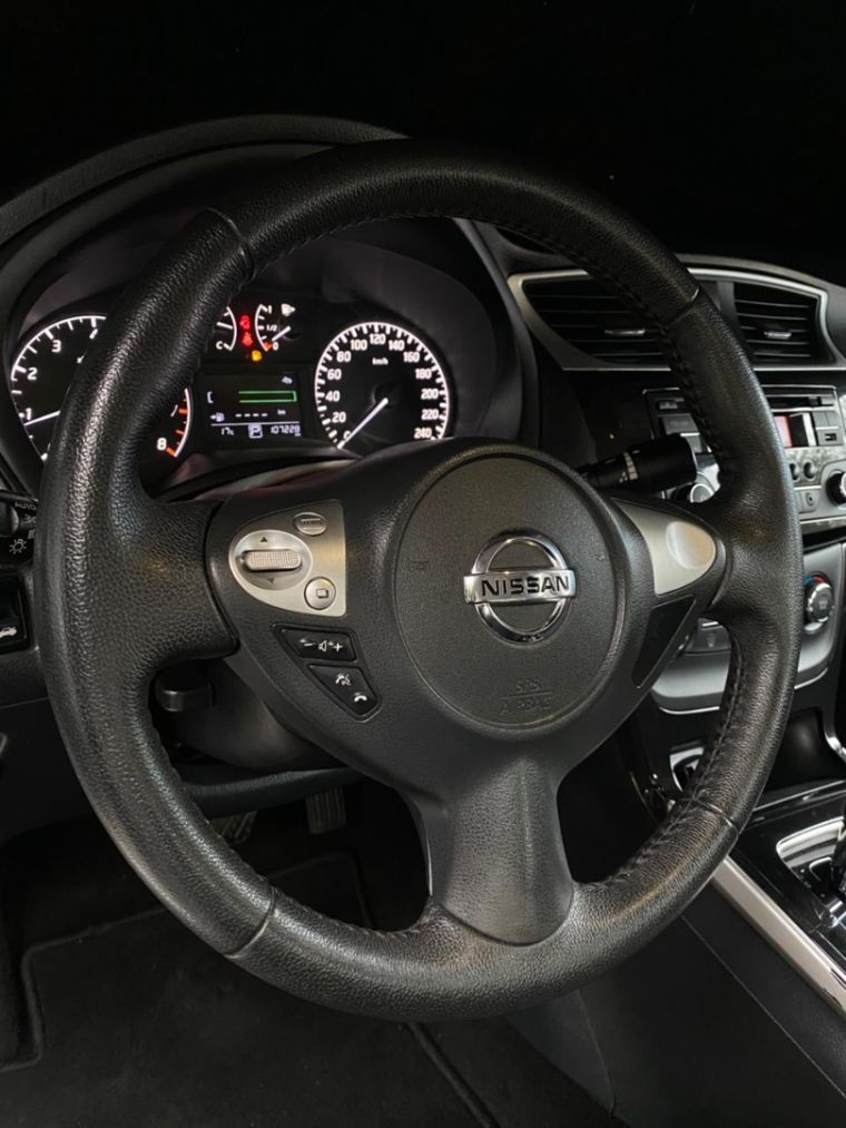 Volante Nissan Sentra 2019 direção-1