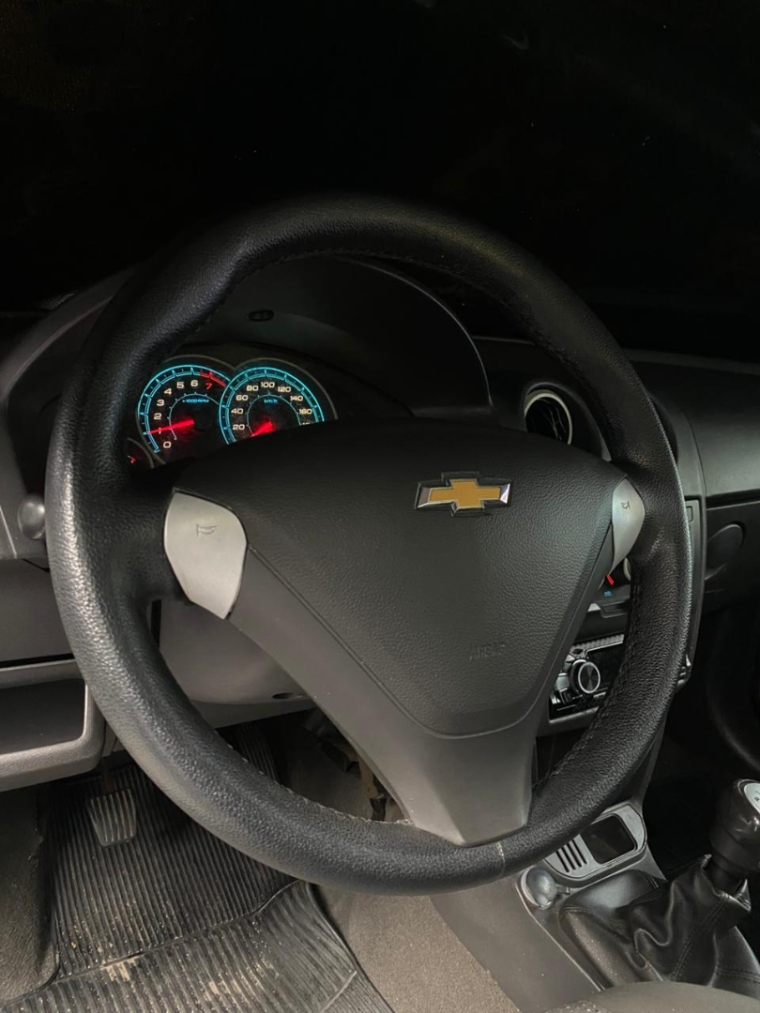 Volante Chevrolet Celta 2015 direção