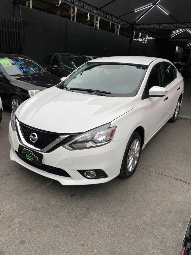 Sentra 2019 lateral completo