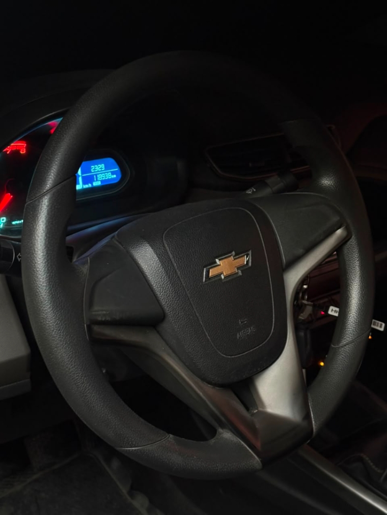 Volante Chevrolet Prisma 2016 câmbio manual