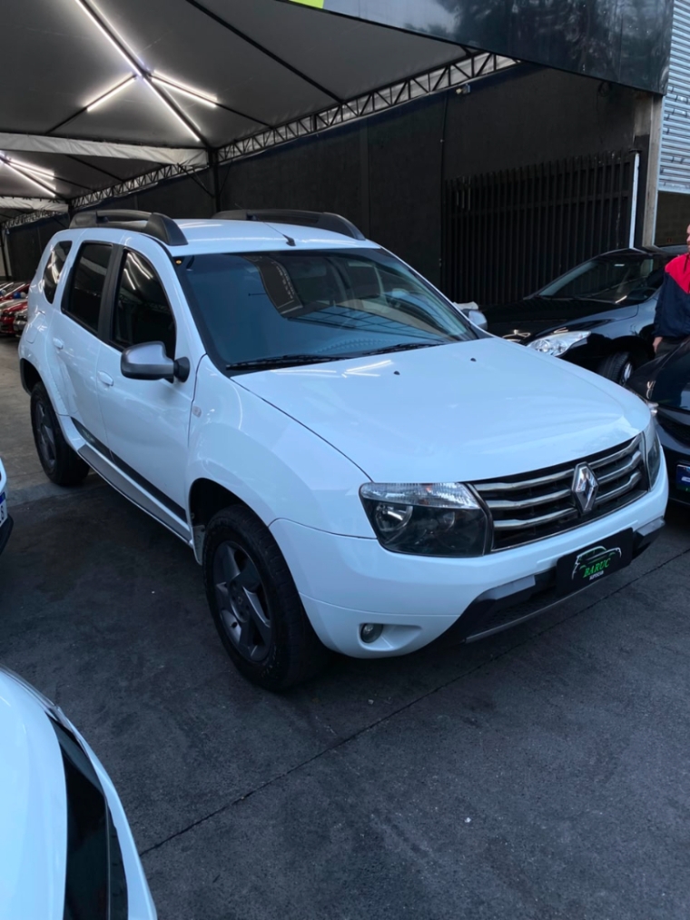 Duster 2014 lateral completo