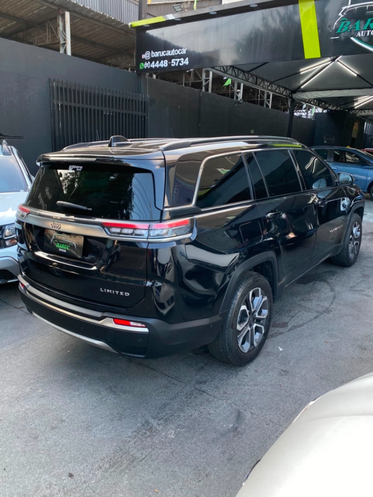 Jeep Commander 2022 traseira suv