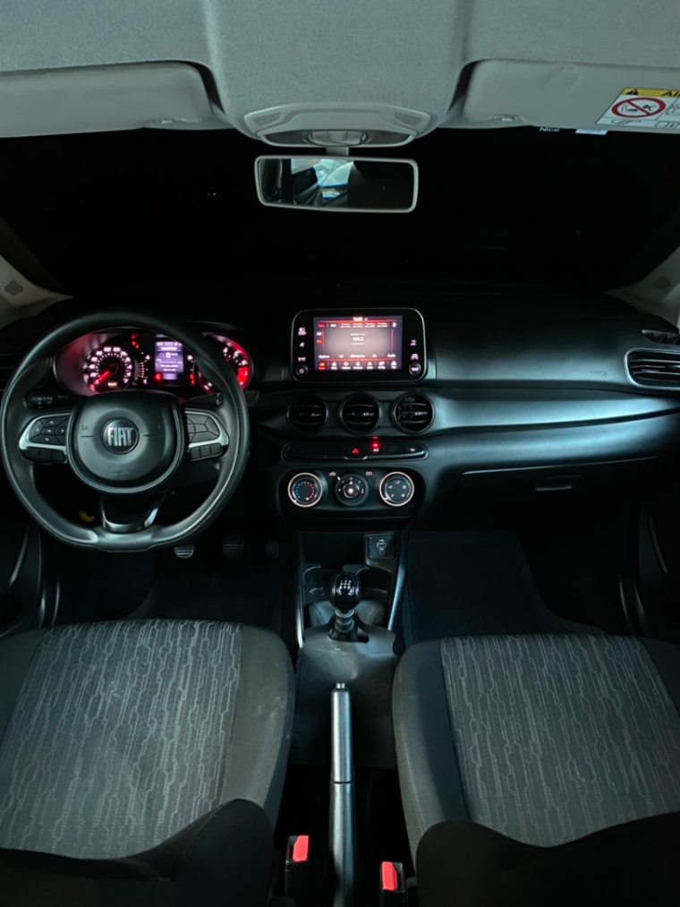 Interior Fiat Argo 2022 painel