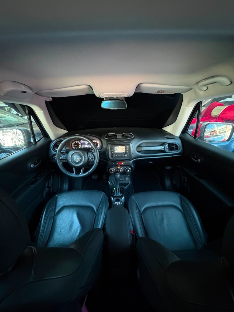 Interior Jeep Renegade Limited 2018 painel