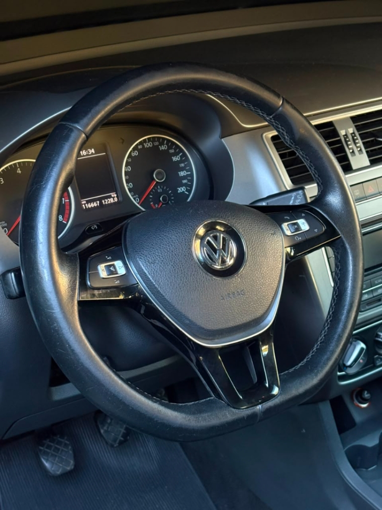 Volante Volkswagen Fox 2016 câmbio manual