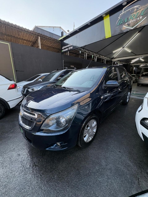 Chevrolet Cobalt LTZ 2014 lateral completa