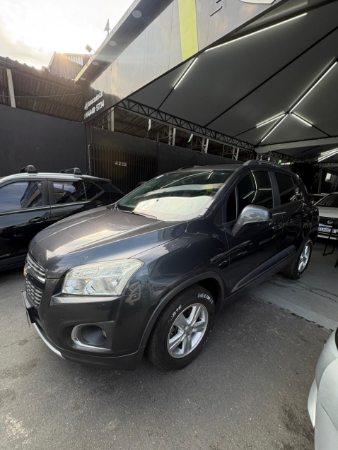 Chevrolet Tracker Freeride 2014 lateral completa
