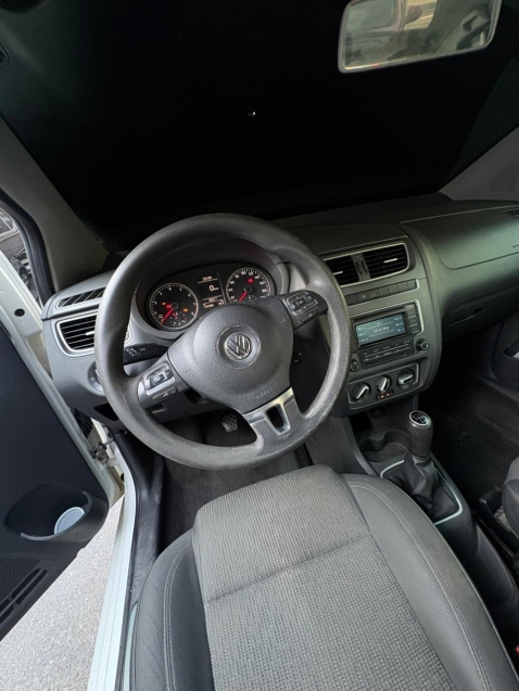 Volante Volkswagen Fox 2014 câmbio manual