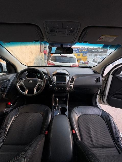Interior Hyundai ix35 GLS 2015 painel