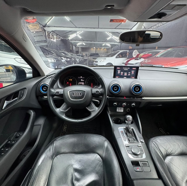 Audi A3 1.4 TFSI 2014 volante e câmbio S-Tronic